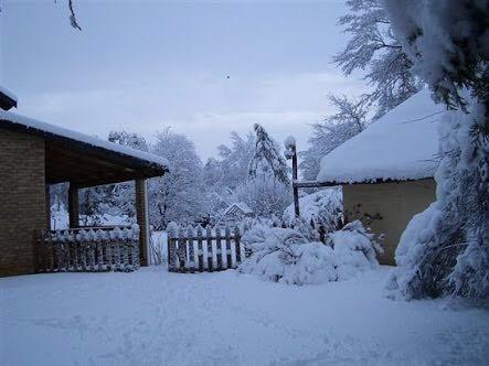 Arbuckle House Bed and Breakfast Himeville Esterno foto